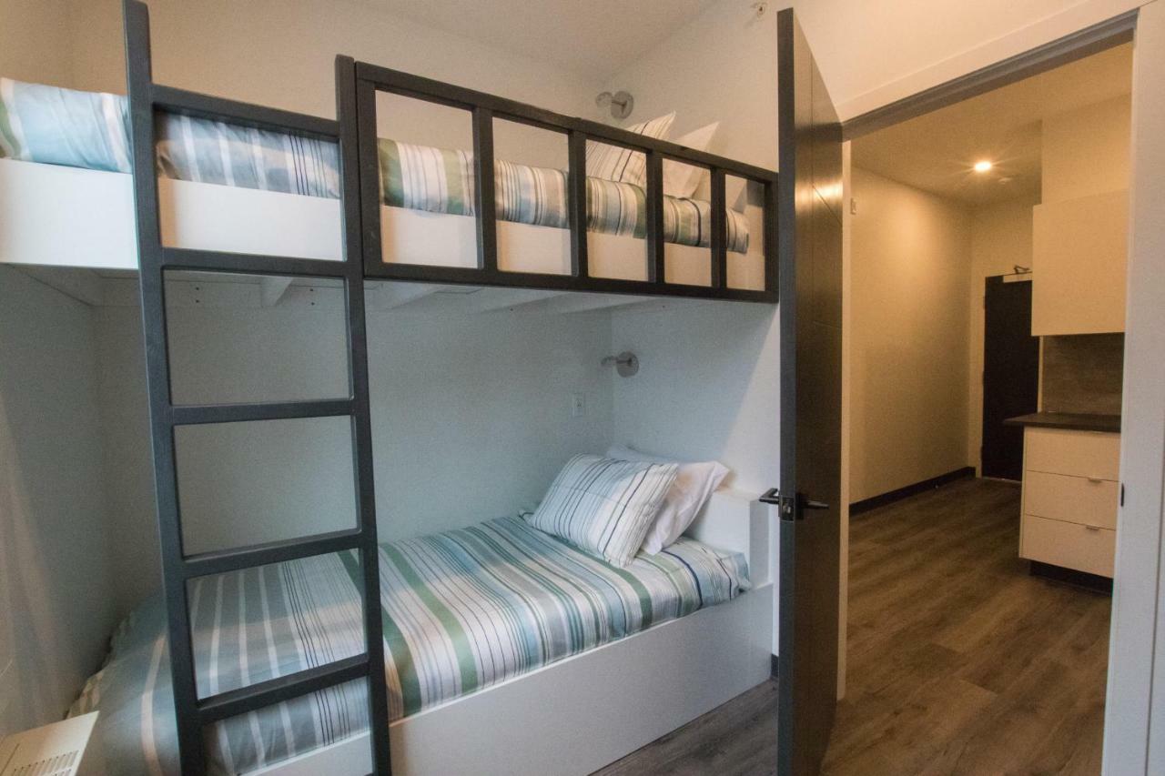 The Burfield Hotell Sun Peaks Eksteriør bilde